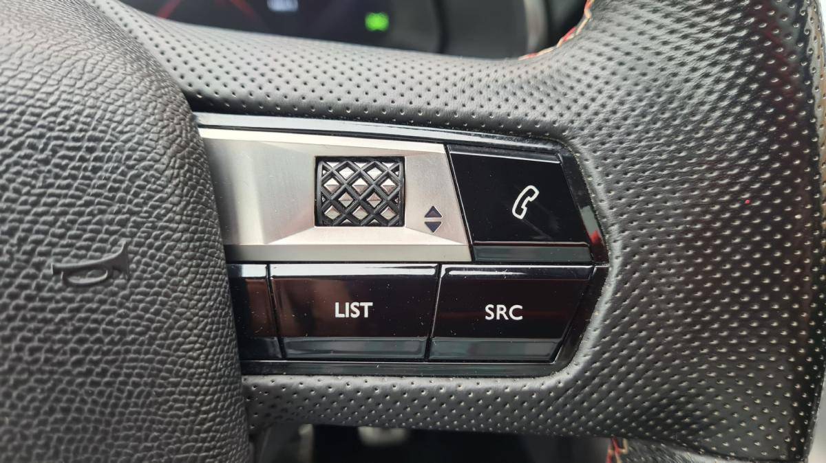 ds-ds-7-crossback-2018-diesel-1499cc