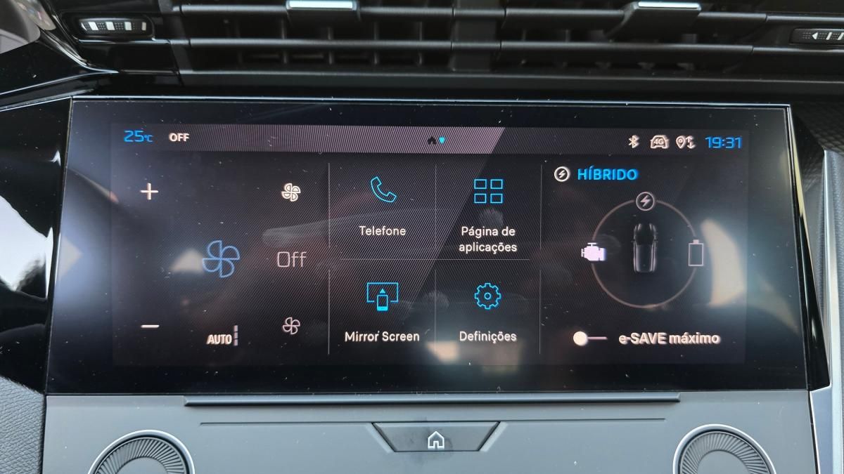 peugeot-308-2023-hibrido-a-gasolina-1598cc