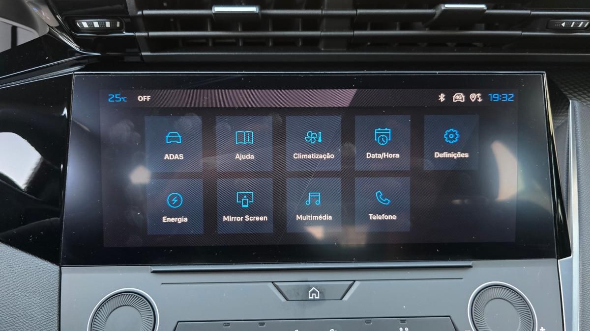 peugeot-308-2023-hibrido-a-gasolina-1598cc