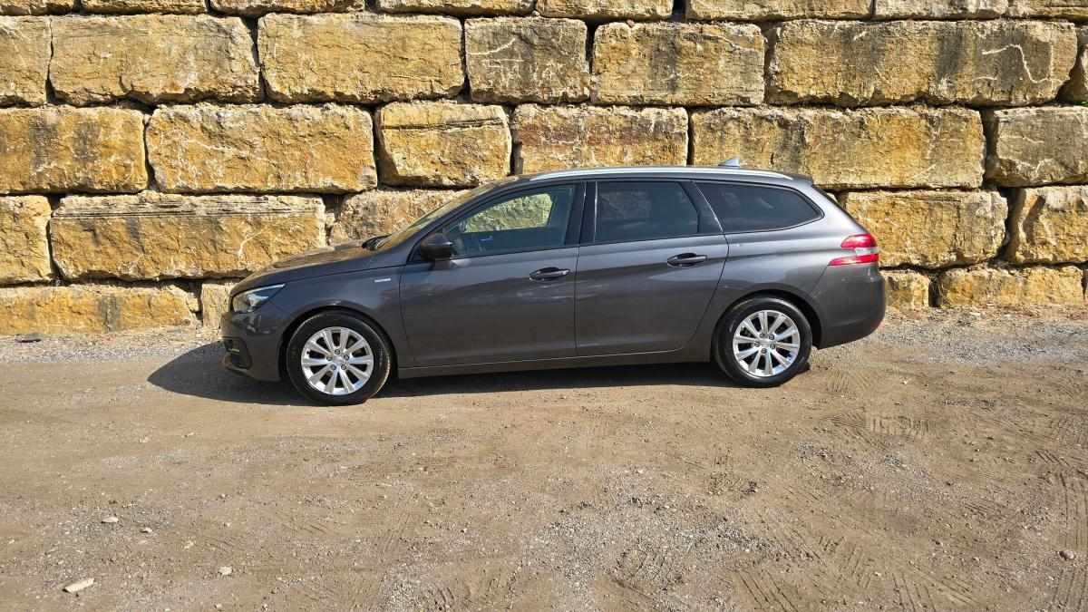 peugeot-308-sw-2019-diesel-1499cc