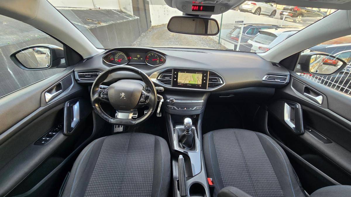 peugeot-308-sw-2019-diesel-1499cc