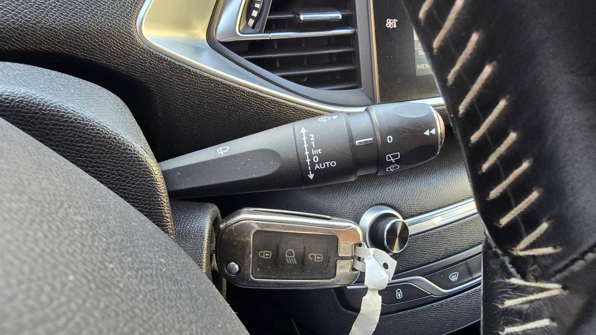 peugeot-308-sw-2019-diesel-1499cc