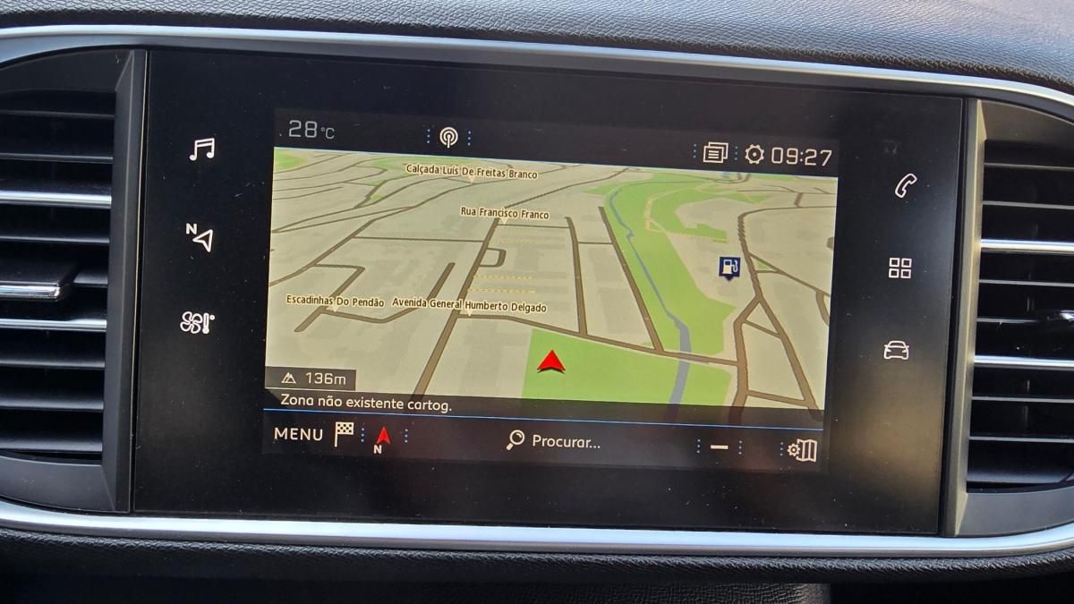 peugeot-308-sw-2019-diesel-1499cc