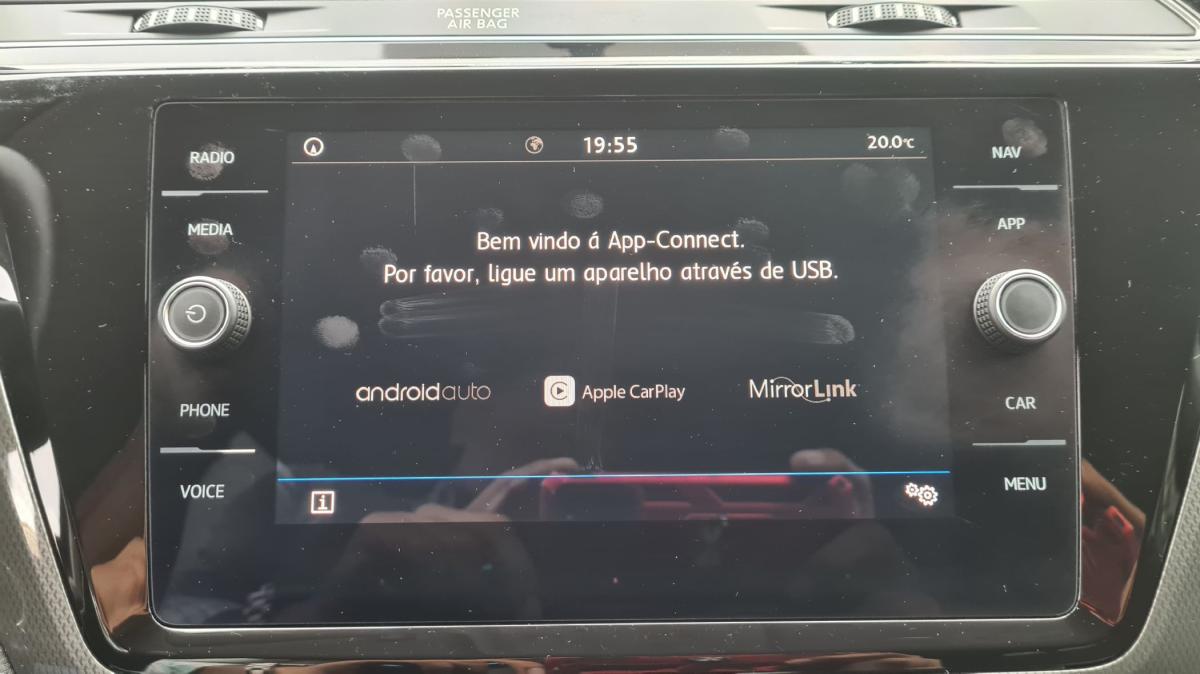 volkswagen-touran-2019-diesel-1598cc