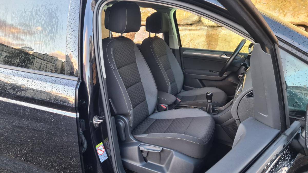 volkswagen-touran-2019-diesel-1598cc