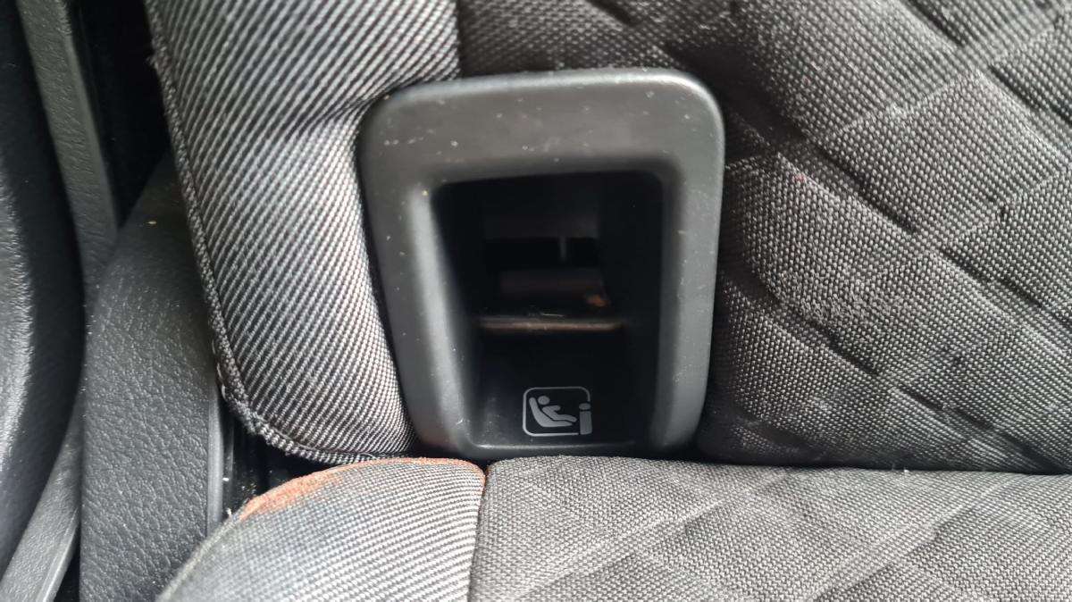 volkswagen-touran-2019-diesel-1598cc