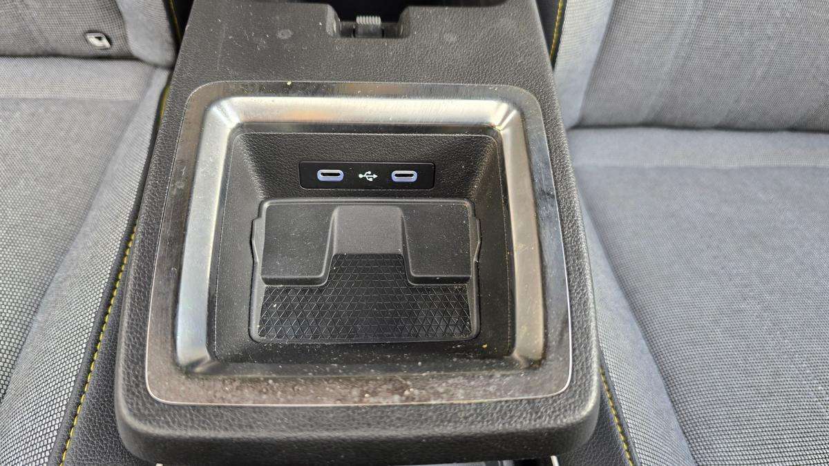 renault-megane-e-tech-2023-eletrico-0cc