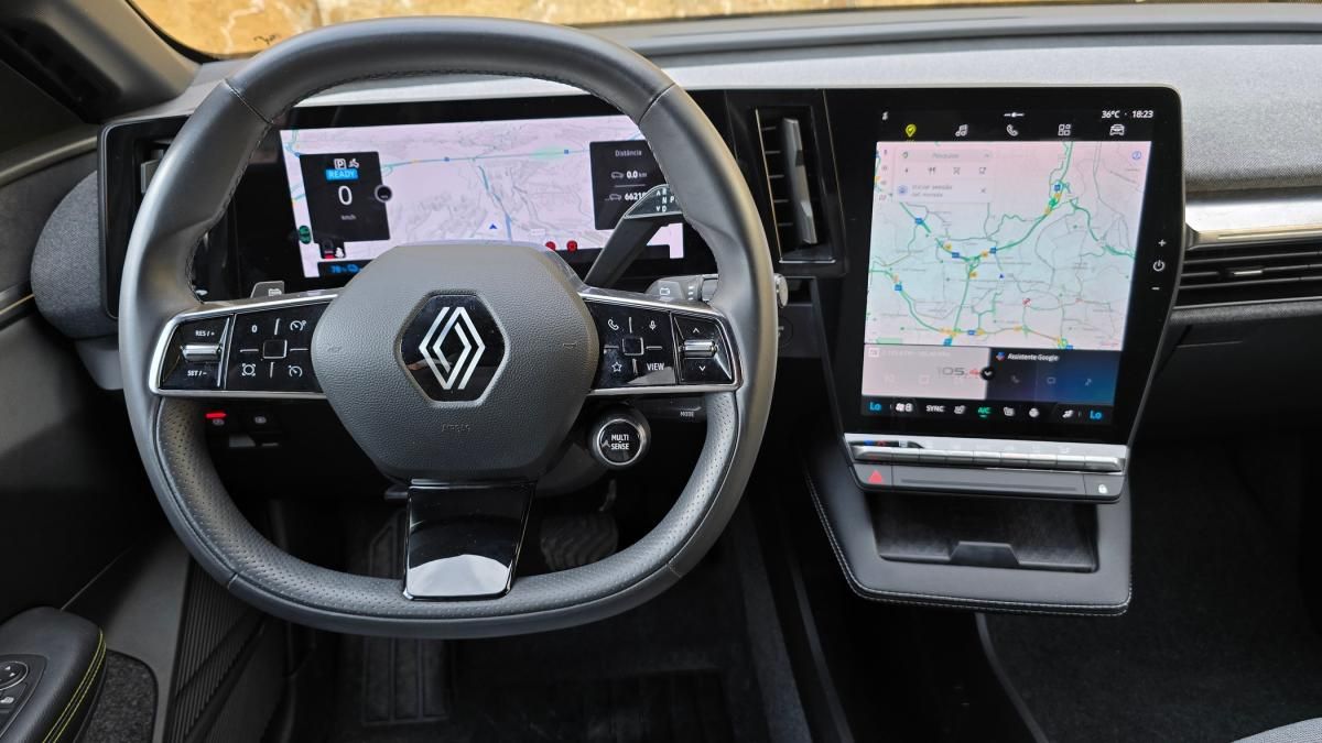 renault-megane-e-tech-2023-eletrico-0cc