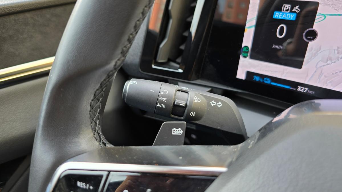 renault-megane-e-tech-2023-eletrico-0cc
