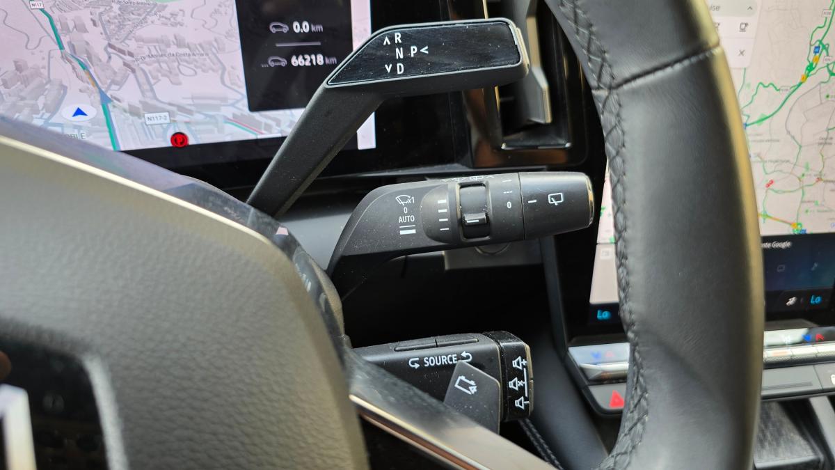renault-megane-e-tech-2023-eletrico-0cc