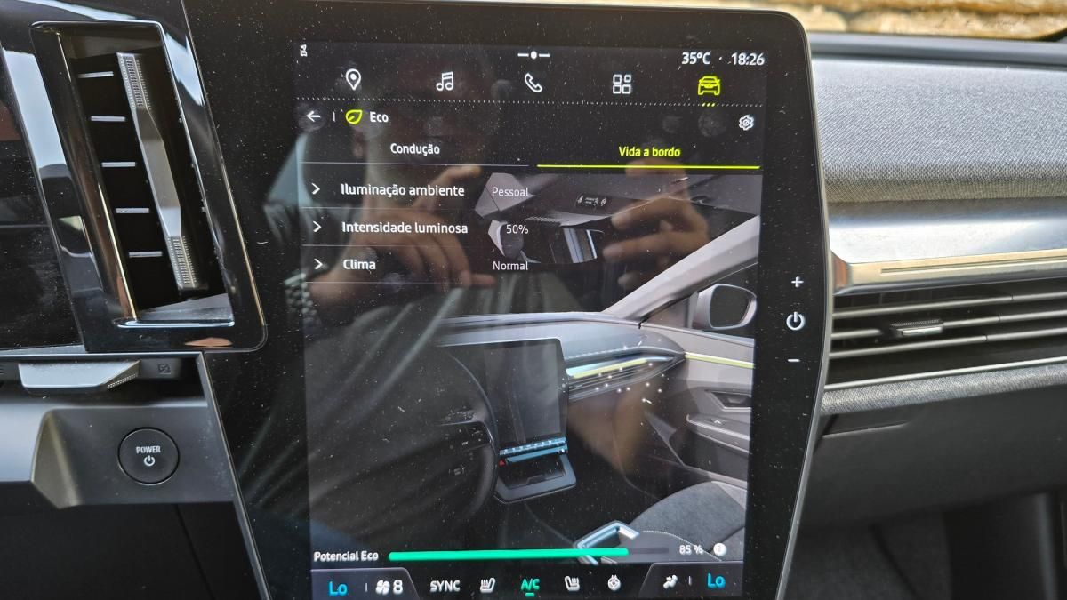 renault-megane-e-tech-2023-eletrico-0cc