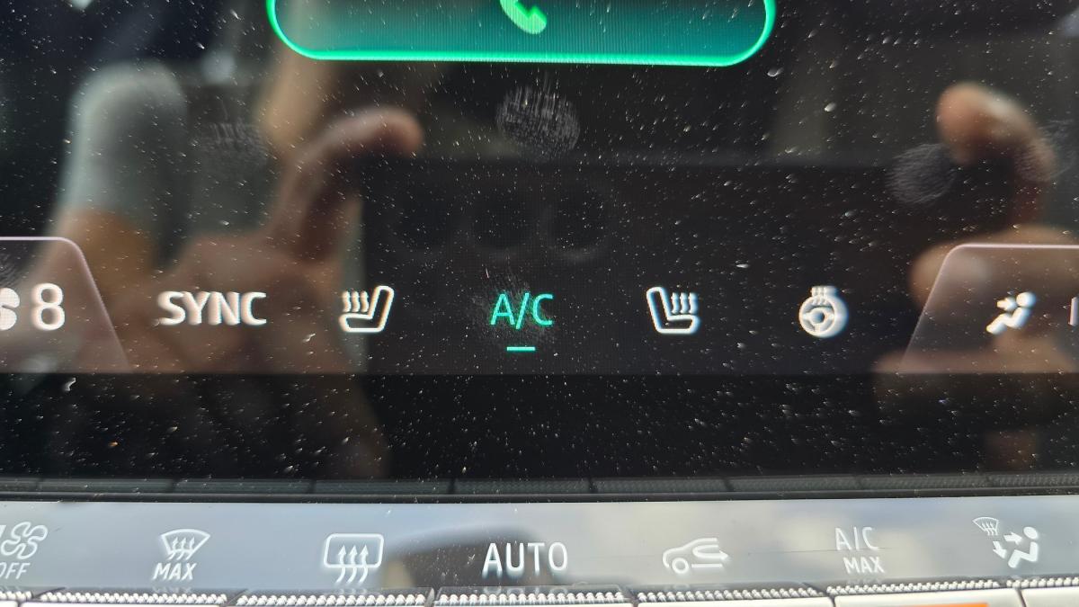 renault-megane-e-tech-2023-eletrico-0cc