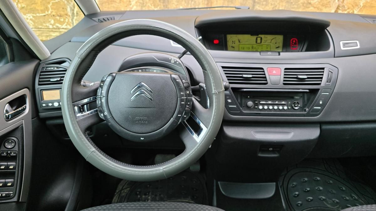 citroen-c4-grand-picasso-2011-diesel-1560cc