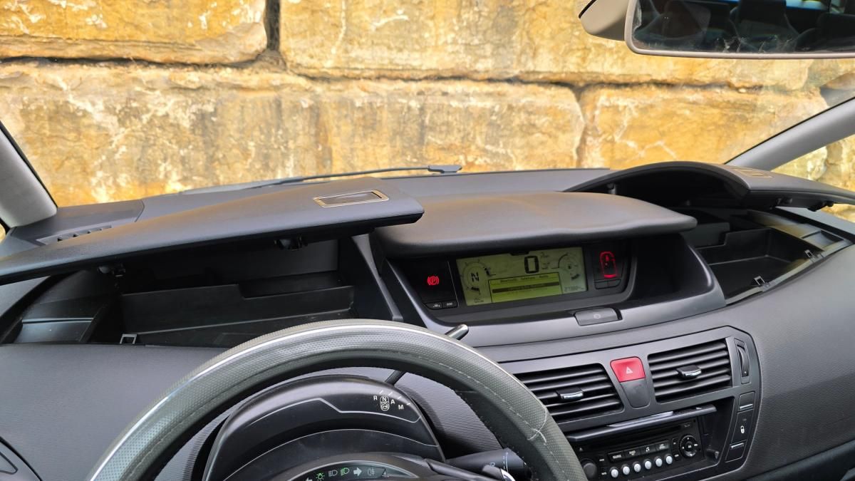 citroen-c4-grand-picasso-2011-diesel-1560cc