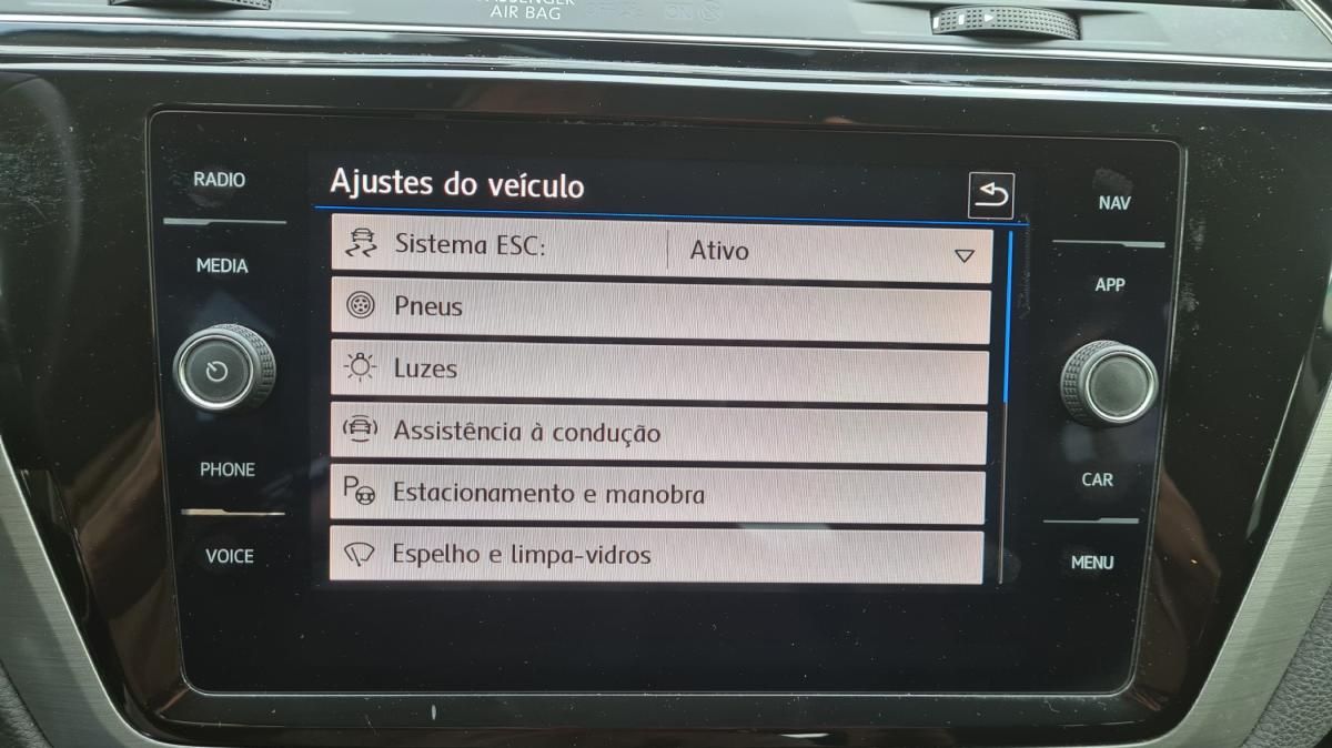 volkswagen-touran-2019-diesel-1598cc