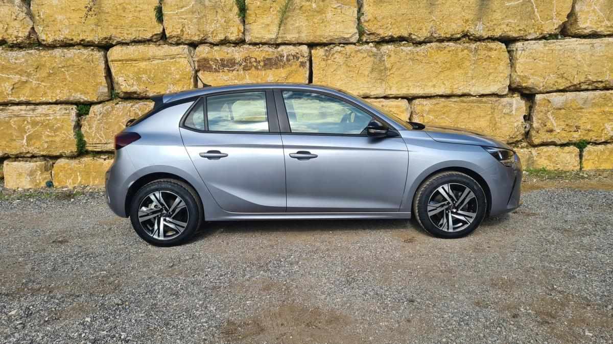 opel-corsa-2020-diesel-1499cc