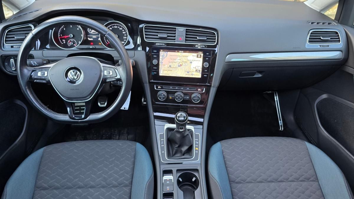volkswagen-golf-variant-2020-diesel-1598cc