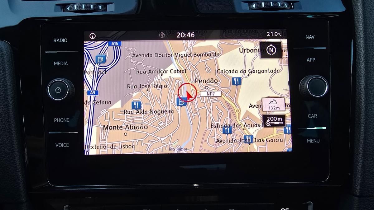 volkswagen-golf-variant-2020-diesel-1598cc