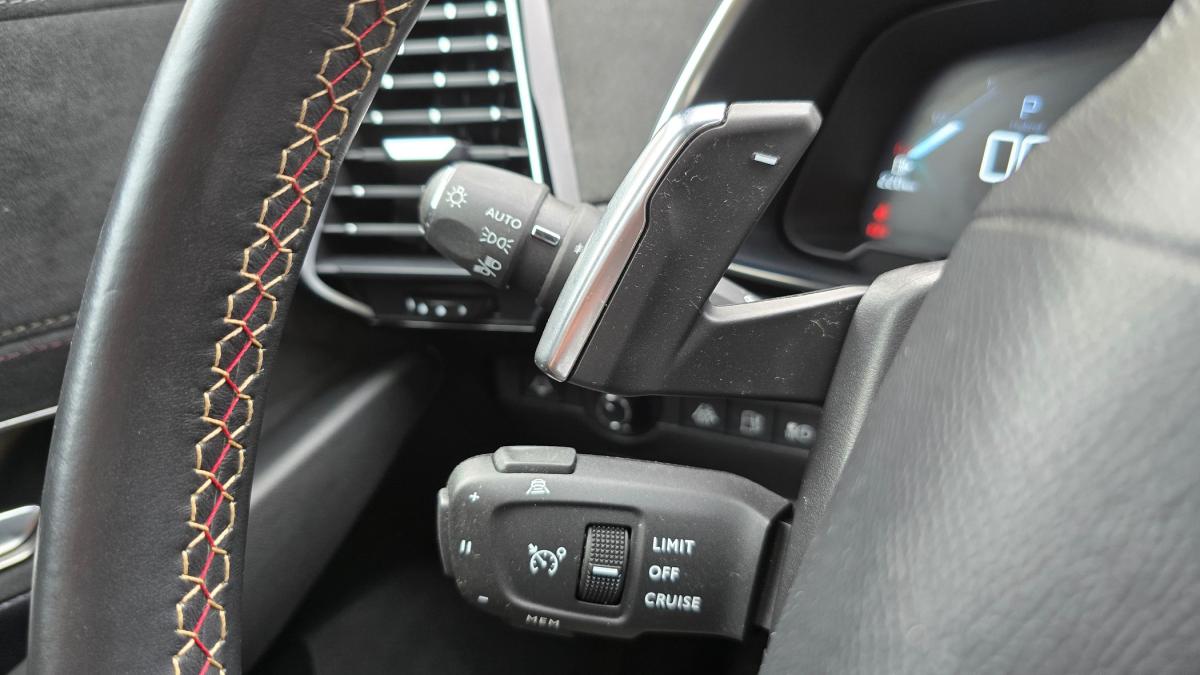 ds-ds-7-crossback-2022-hibrido-a-gasolina-1598cc