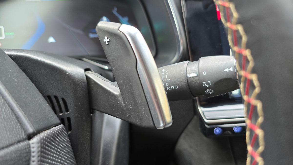 ds-ds-7-crossback-2022-hibrido-a-gasolina-1598cc