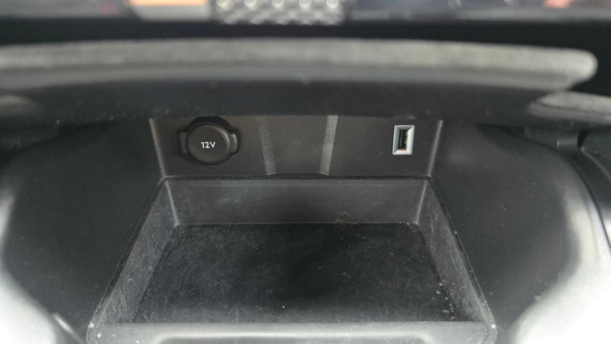 ds-ds-7-crossback-2022-hibrido-a-gasolina-1598cc