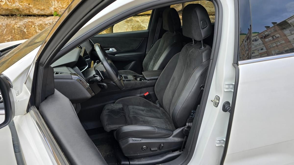 ds-ds-7-crossback-2022-hibrido-a-gasolina-1598cc