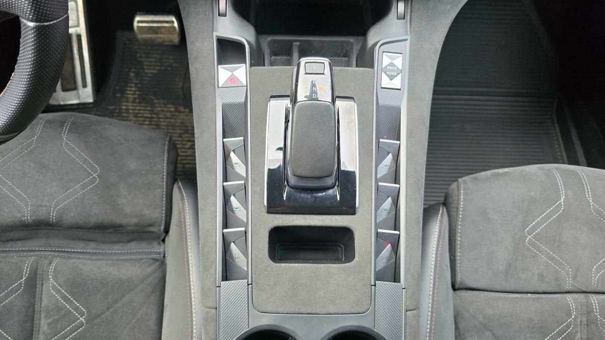 ds-ds-7-crossback-2022-hibrido-a-gasolina-1598cc