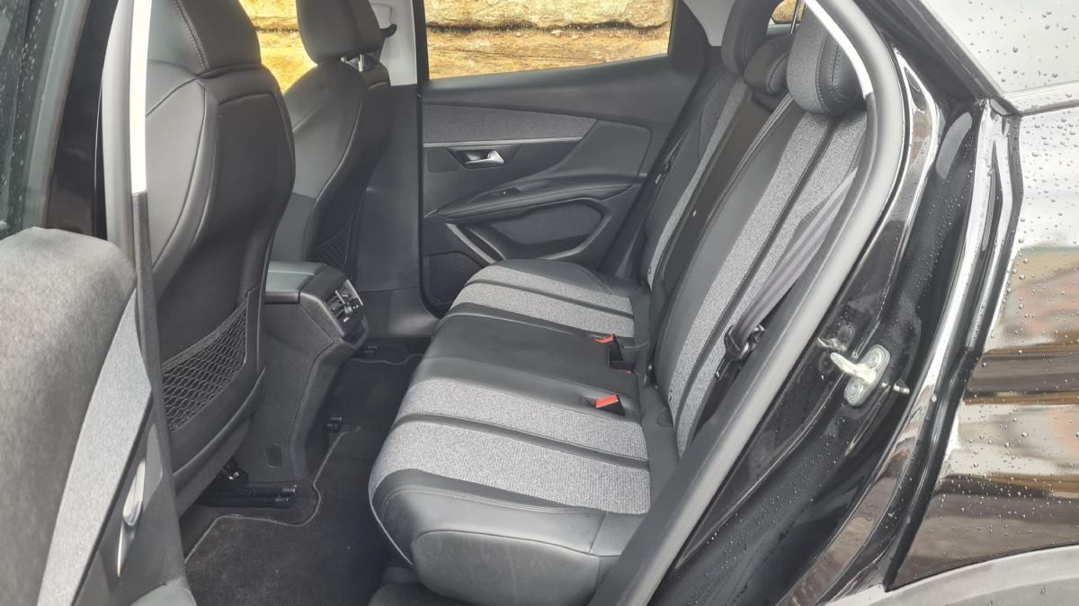 peugeot-3008-2019-diesel-1499cc