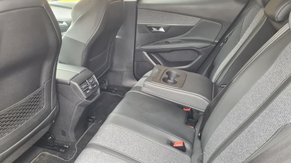 peugeot-3008-2019-diesel-1499cc