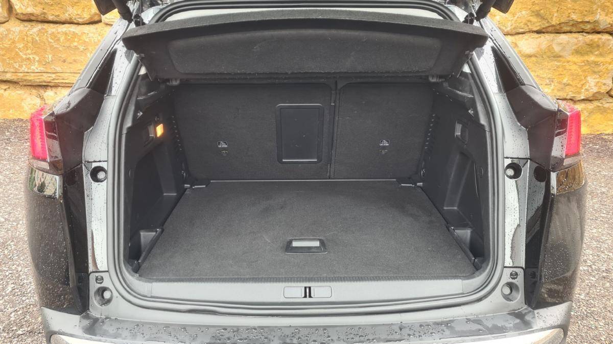 peugeot-3008-2019-diesel-1499cc