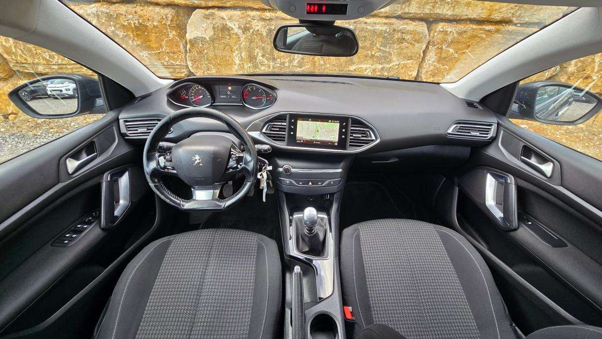 peugeot-308-sw-2019-diesel-1499cc