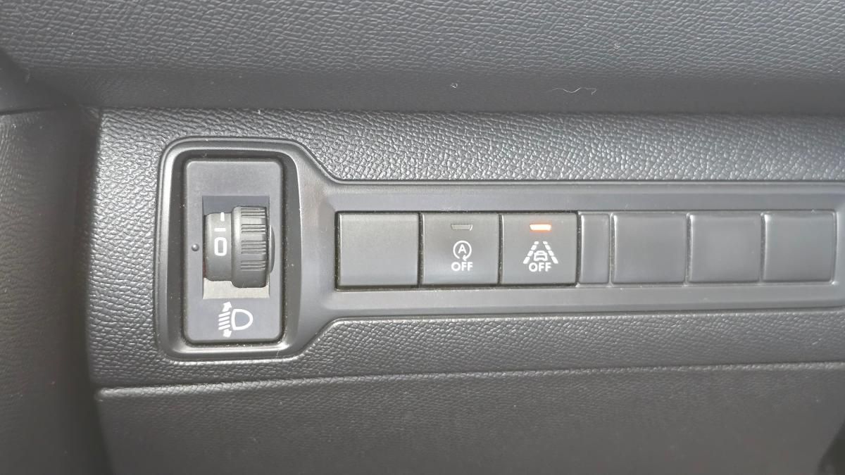 peugeot-308-sw-2019-diesel-1499cc
