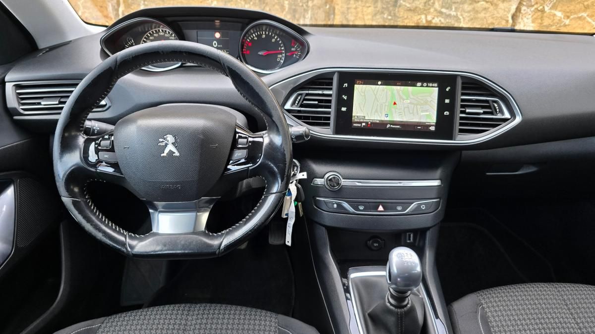 peugeot-308-sw-2019-diesel-1499cc