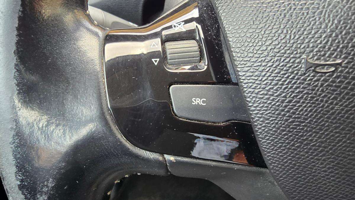 peugeot-308-sw-2019-diesel-1499cc