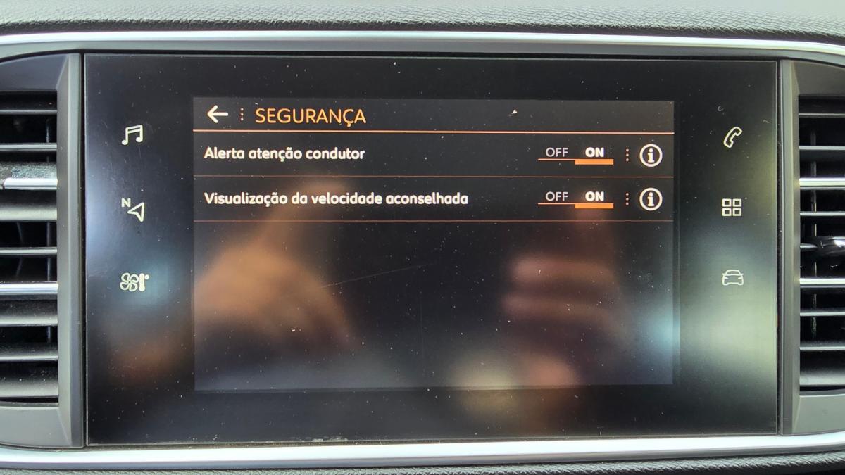 peugeot-308-sw-2019-diesel-1499cc