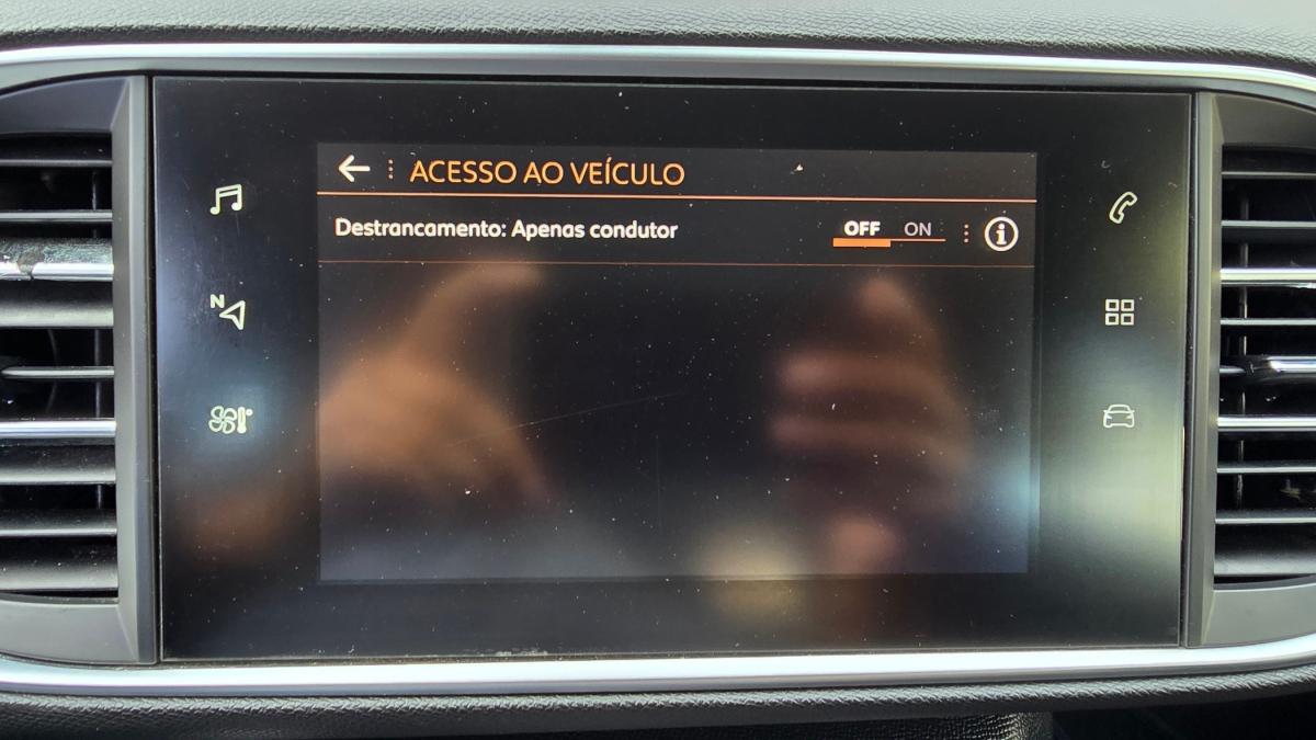 peugeot-308-sw-2019-diesel-1499cc
