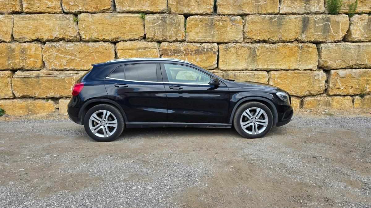 mercedes-benz-gla-2015-diesel-2143cc