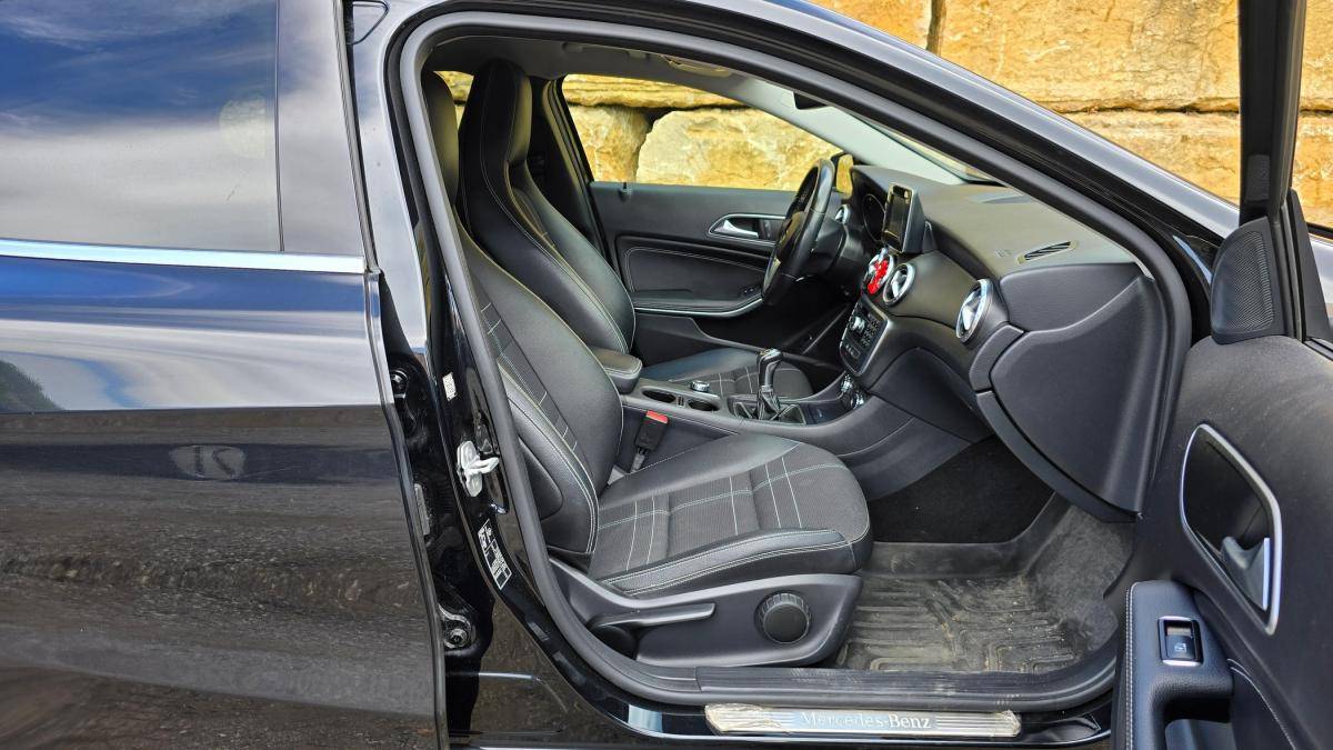 mercedes-benz-gla-2015-diesel-2143cc