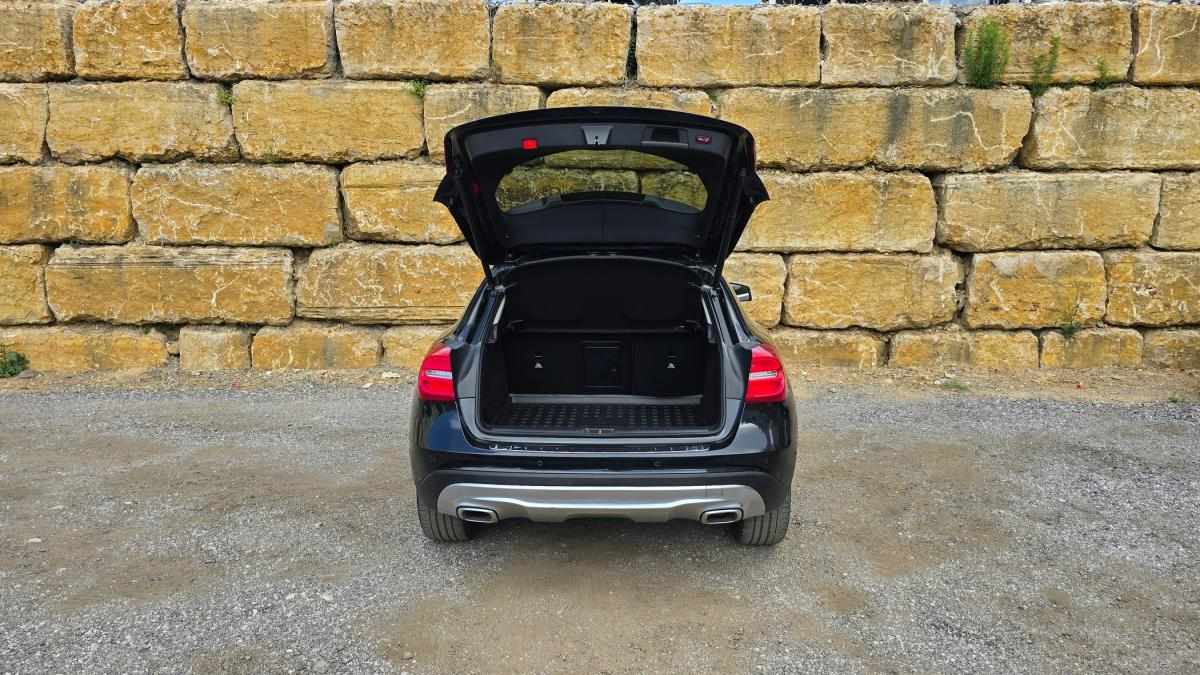 mercedes-benz-gla-2015-diesel-2143cc