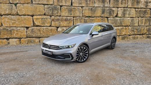 volkswagen-passat-variant-2021-hibrido-a-gasolina-1395cc