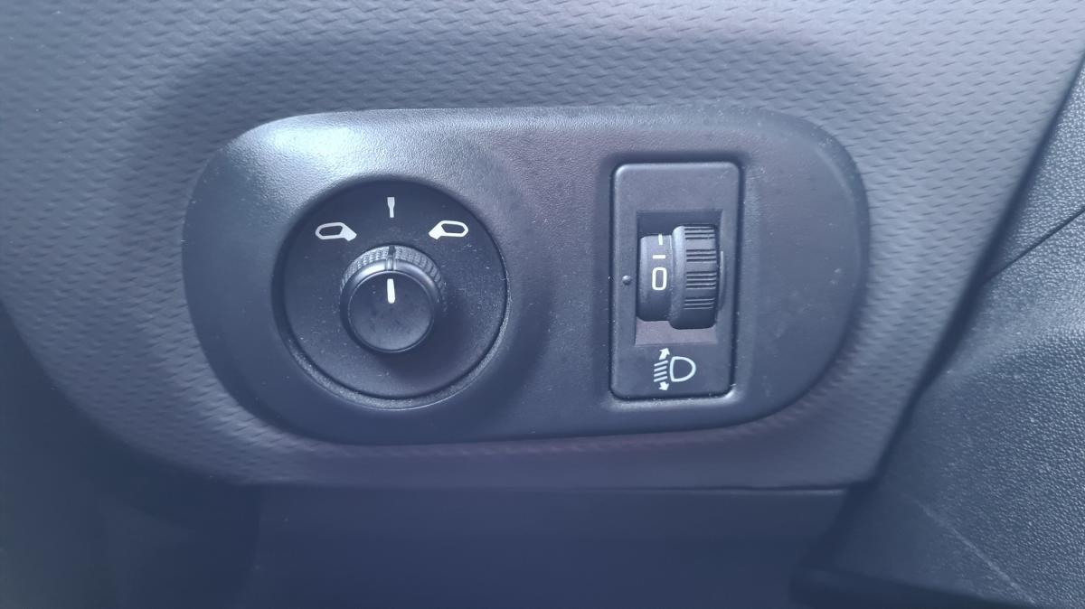 citroen-c4-cactus-2020-diesel-1499cc