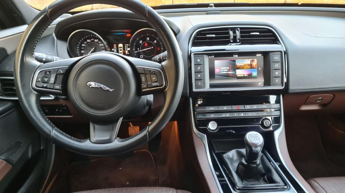 jaguar-xe-2015-diesel-1999cc