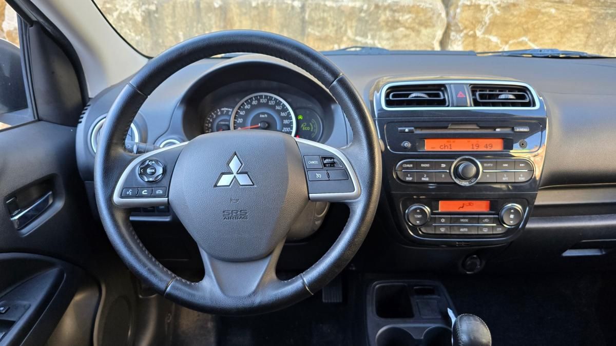 mitsubishi-space-star-2015-gasolina-1193cc