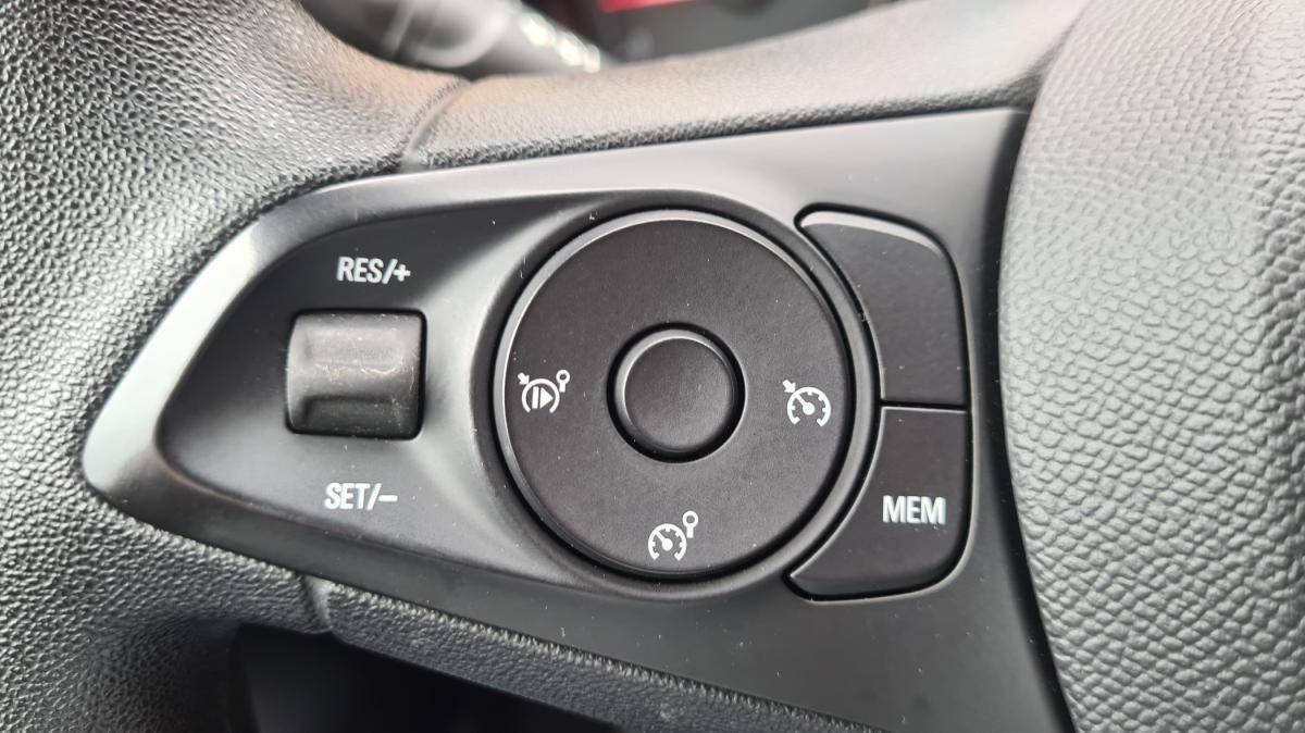 opel-corsa-2020-diesel-1499cc