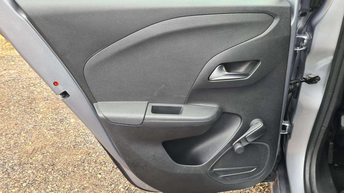 opel-corsa-2020-diesel-1499cc