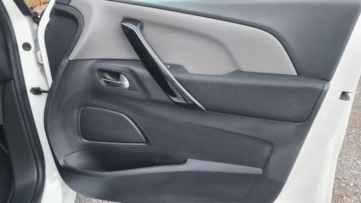 citroen-c4-2019-diesel-1499cc