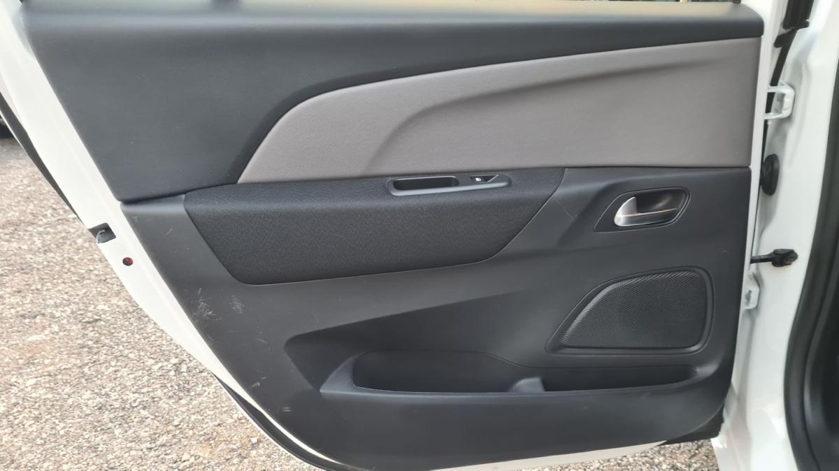 citroen-c4-2019-diesel-1499cc