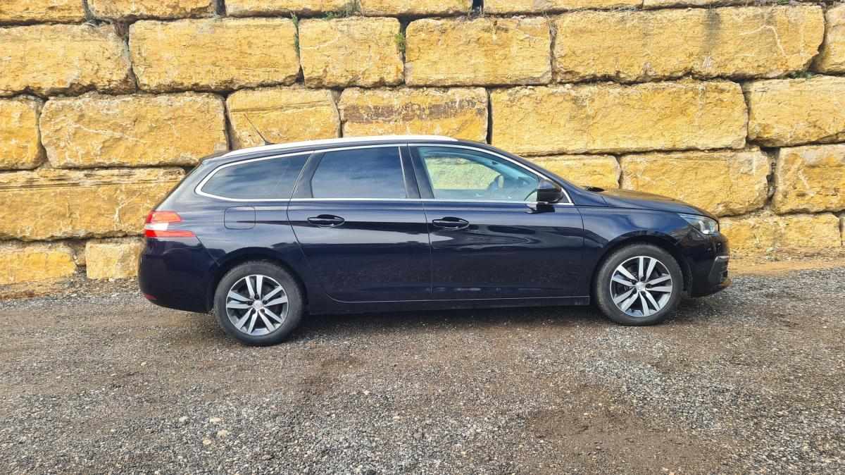 peugeot-308-sw-2019-diesel-1499cc