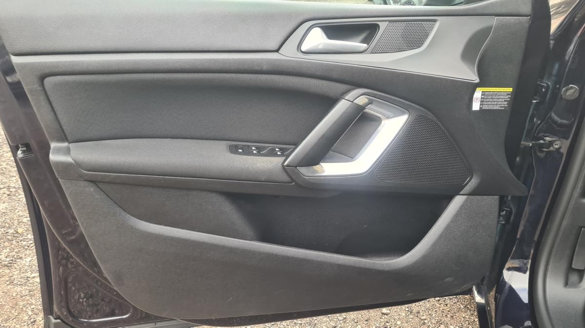 peugeot-308-sw-2019-diesel-1499cc