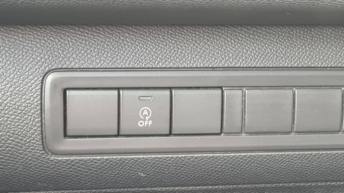 peugeot-308-sw-2019-diesel-1499cc